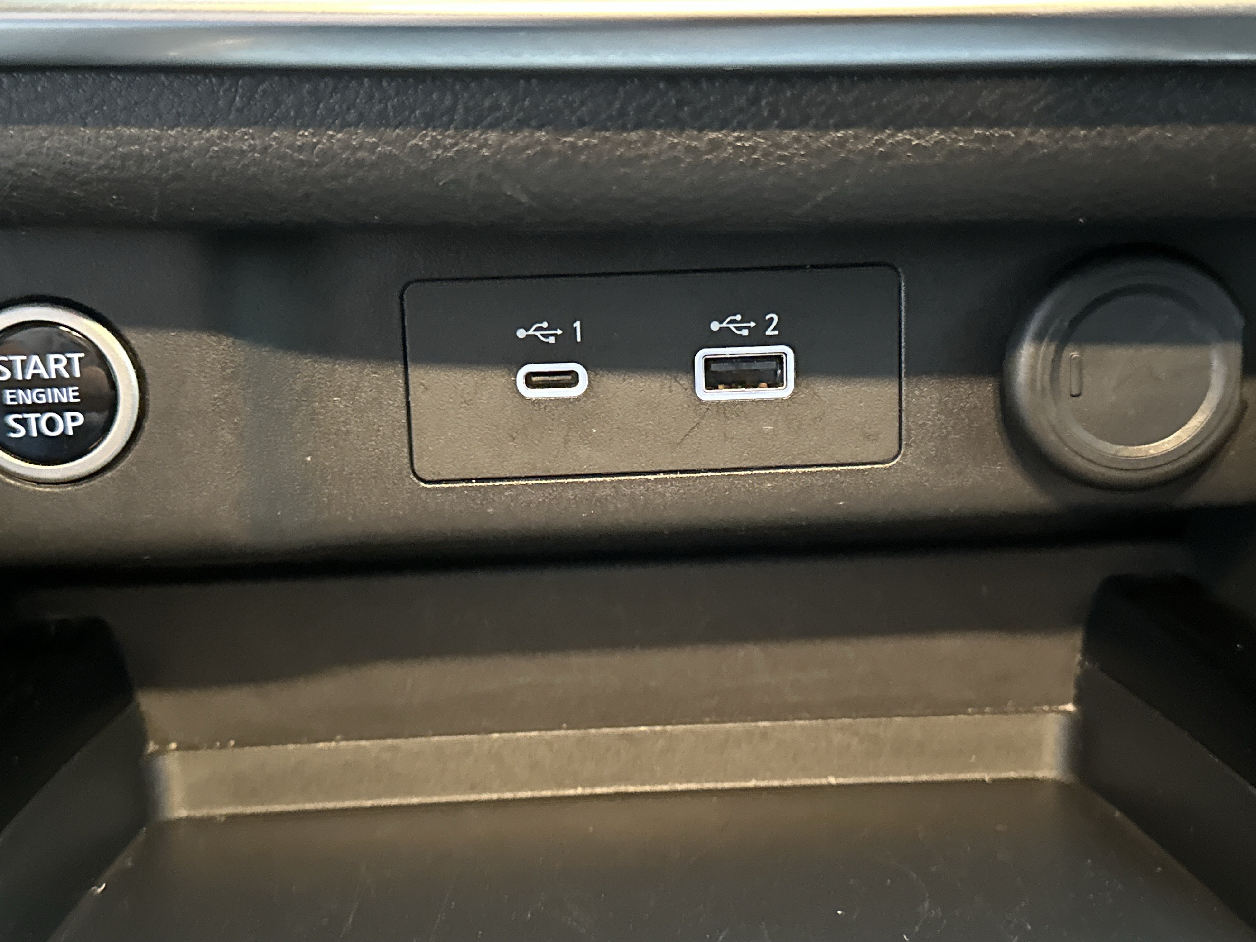 Used 2023 Nissan Rogue S AWD/4WD image 36