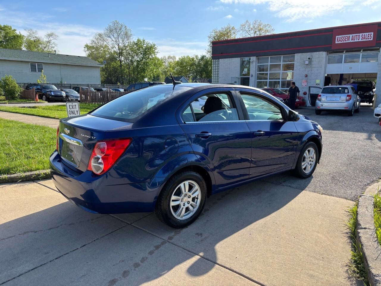 Used 2013 Chevrolet Sonic LT FWD image 12