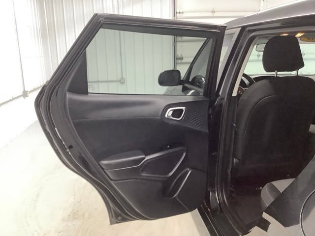 Used 2020 Kia Soul S FWD image 11