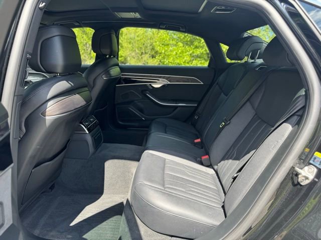 Used 2022 Audi A8 L 3.0T w/ Executive Package AWD/4WD image 14