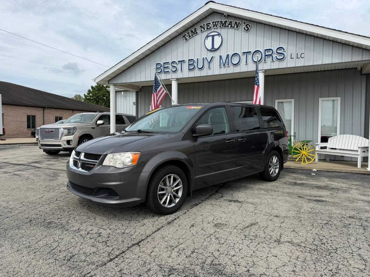 Used 2016 Dodge Grand Caravan SE FWD image 1