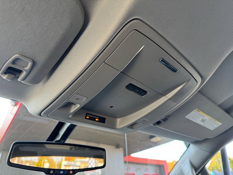 Used 2015 Chevrolet Silverado 1500 LT image 19