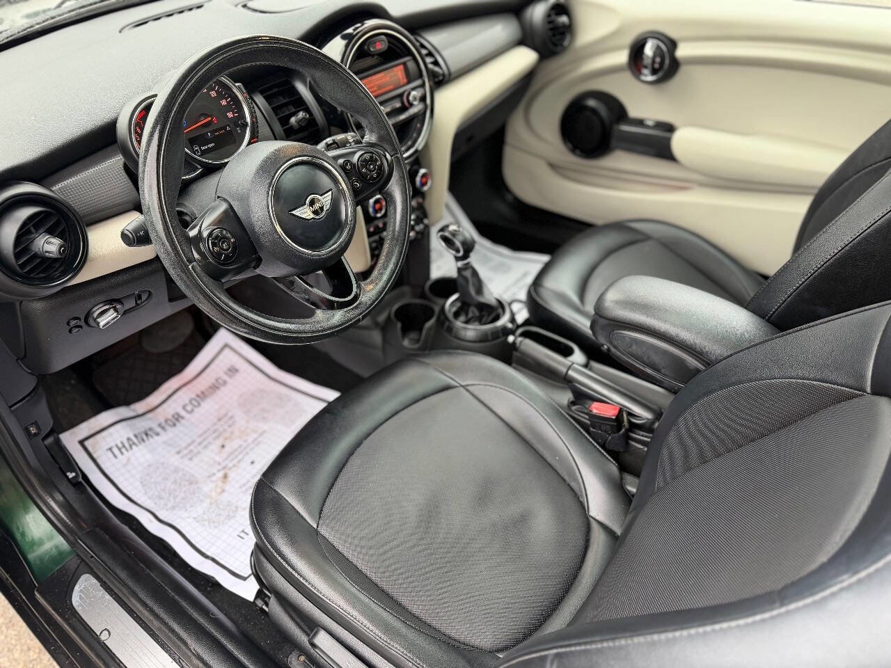 Used 2015 MINI Cooper 2-Door Hardtop image 9