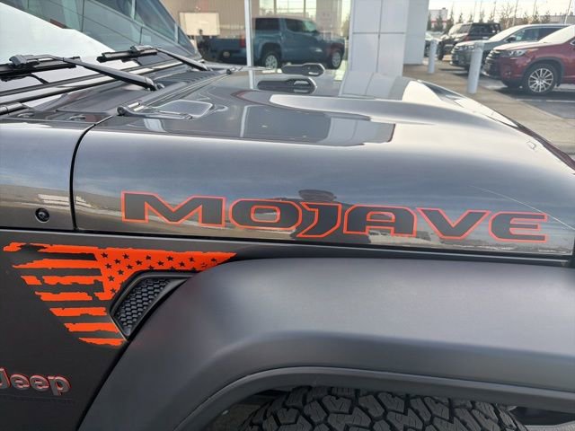 Used 2024 Jeep Gladiator Mojave w/ Convenience Group image 10