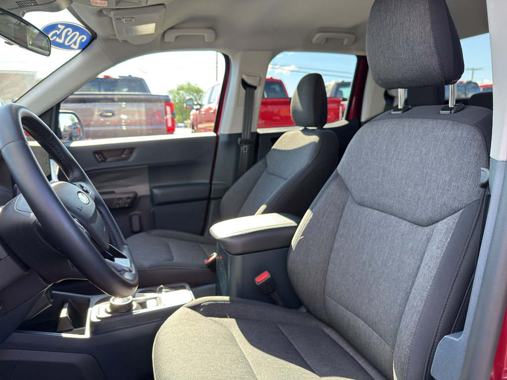 Used 2025 Ford Maverick XLT w/ XLT Luxury Package AWD/4WD image 4