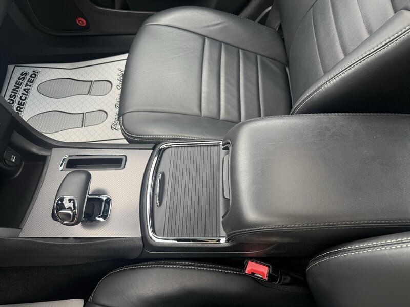 Used 2014 Dodge Charger SXT Plus RWD image 18