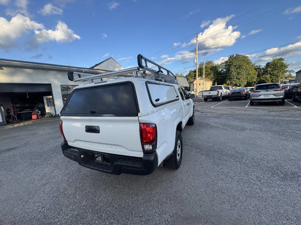 Used 2020 Toyota Tacoma SR image 15