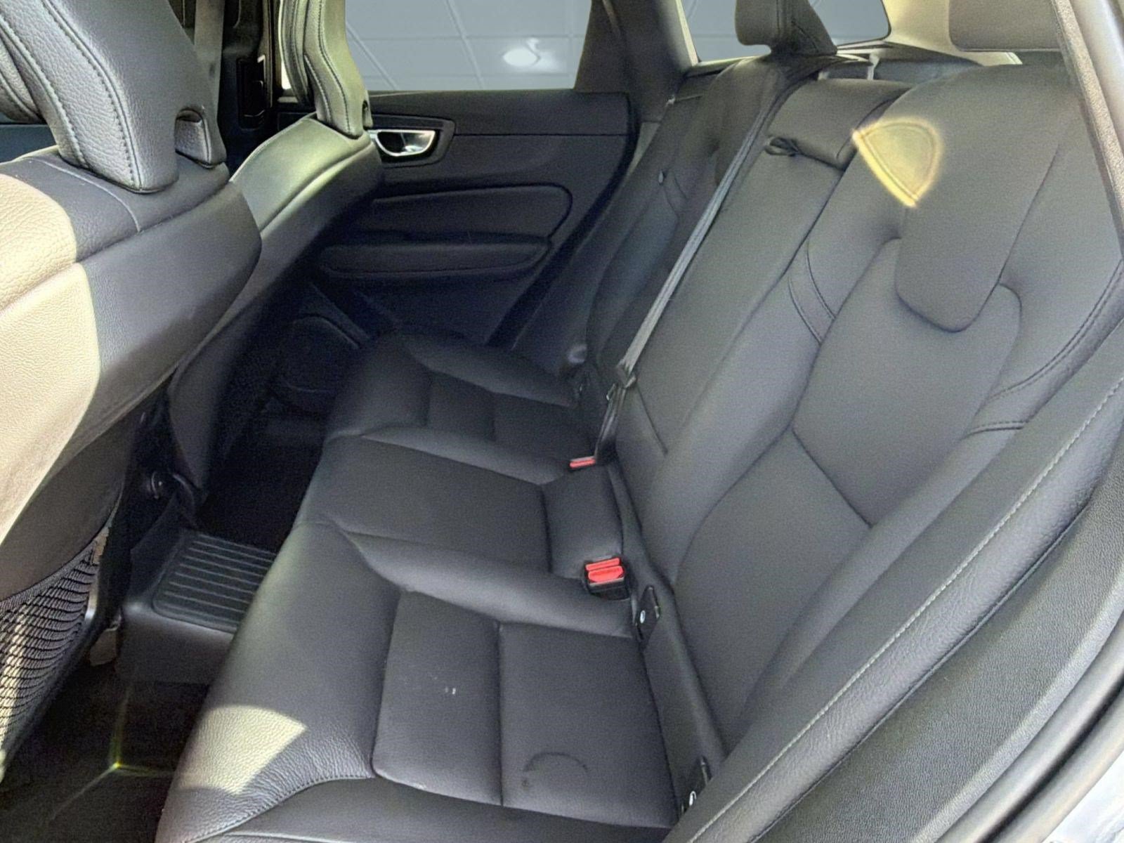 Certified 2024 Volvo XC60 T8 Plus w/ Protection Package Premier AWD/4WD image 14