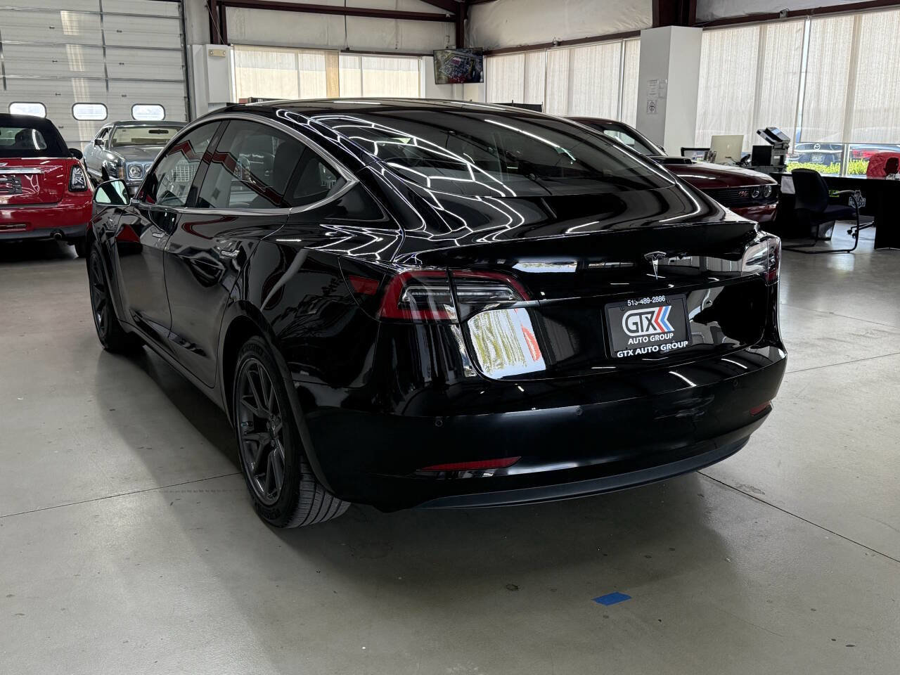 Used 2018 Tesla Model 3 Long Range image 2