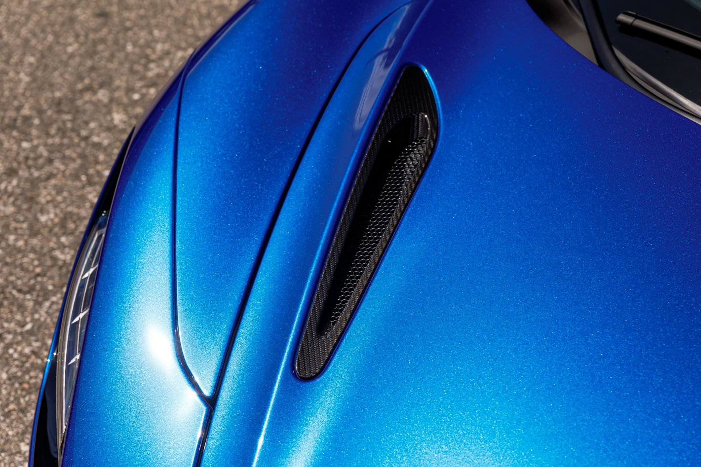 Used 2022 McLaren 720S Luxury RWD image 3
