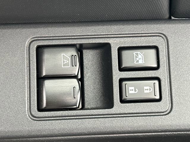 Used 2022 Nissan Frontier S image 12