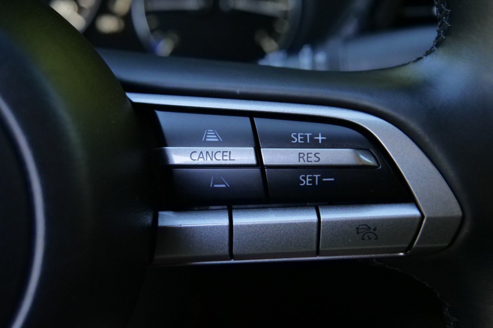Used 2021 MAZDA MAZDA3 s FWD image 14