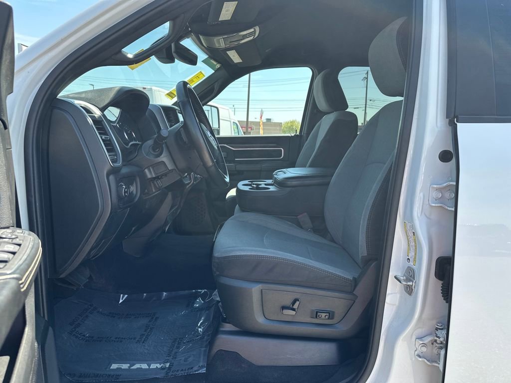 Used 2024 RAM 2500 Big Horn AWD/4WD image 21