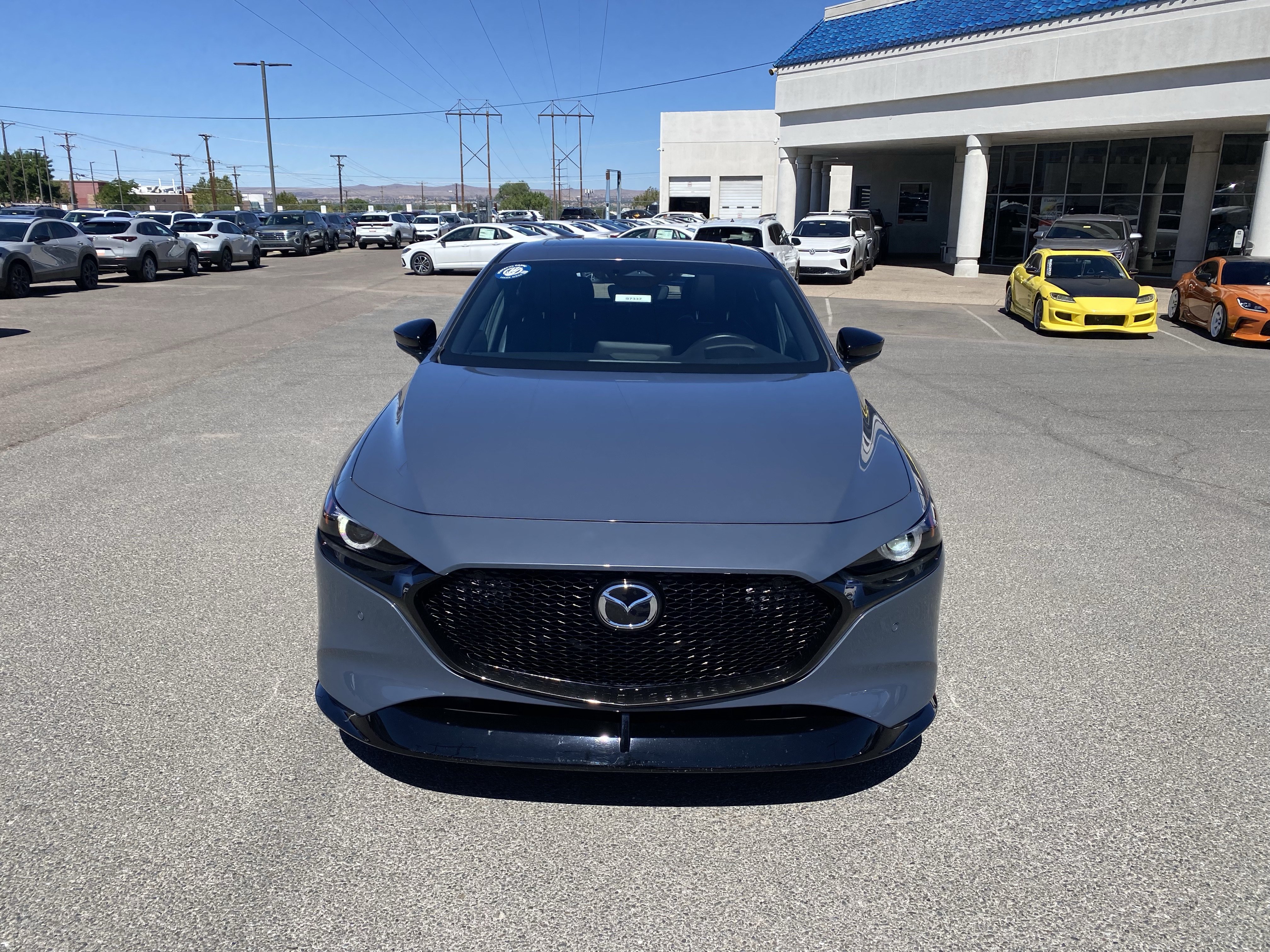 Certified 2025 MAZDA MAZDA3 Hatchback w/Premium Plus Pkg AWD/4WD image 51