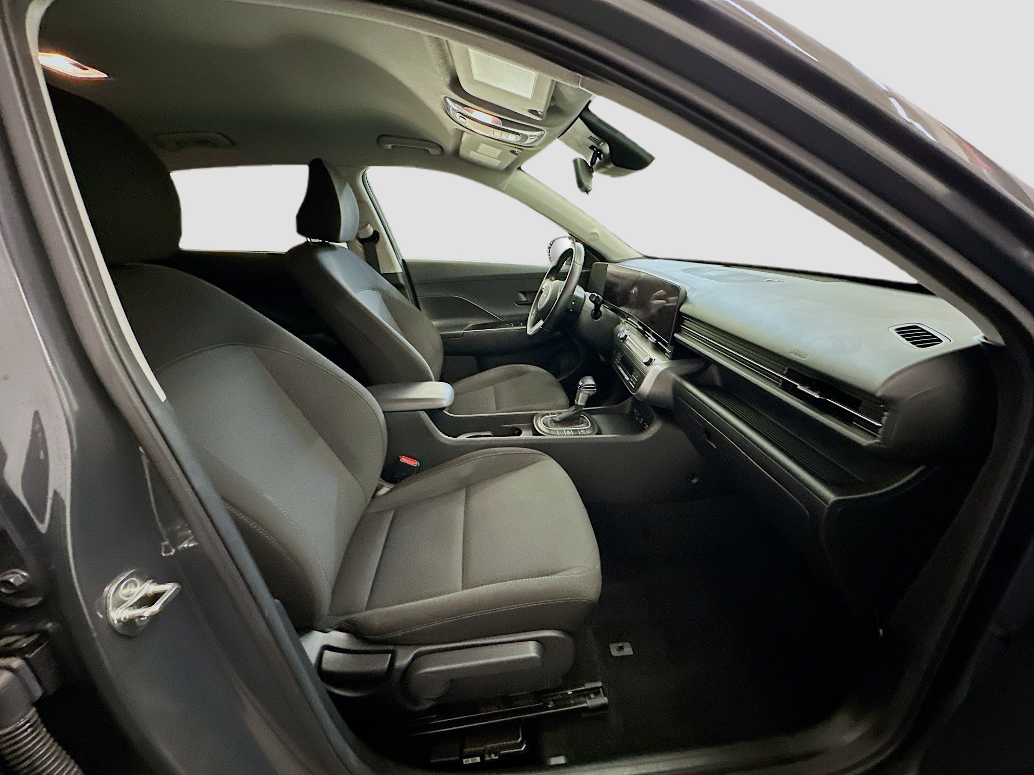 Used 2024 Hyundai Kona SEL image 32