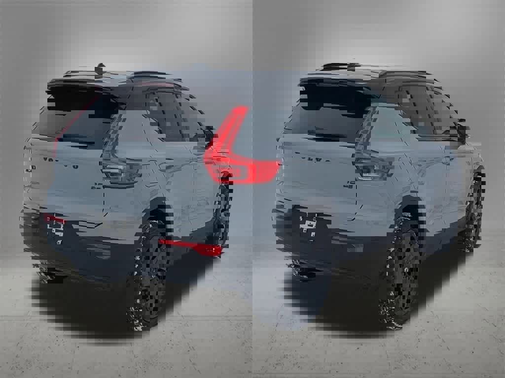 New 2026 Volvo XC40 B5 Ultra w/ Protection Package Premier image 6