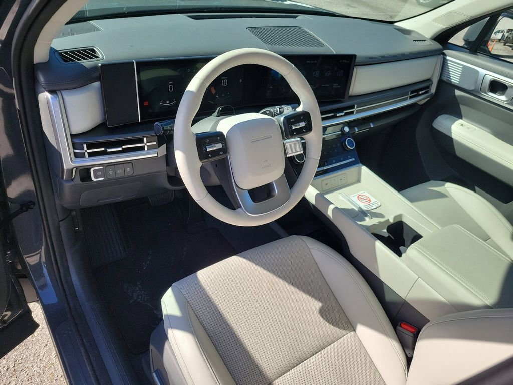 Certified 2025 Hyundai Santa Fe SEL image 19