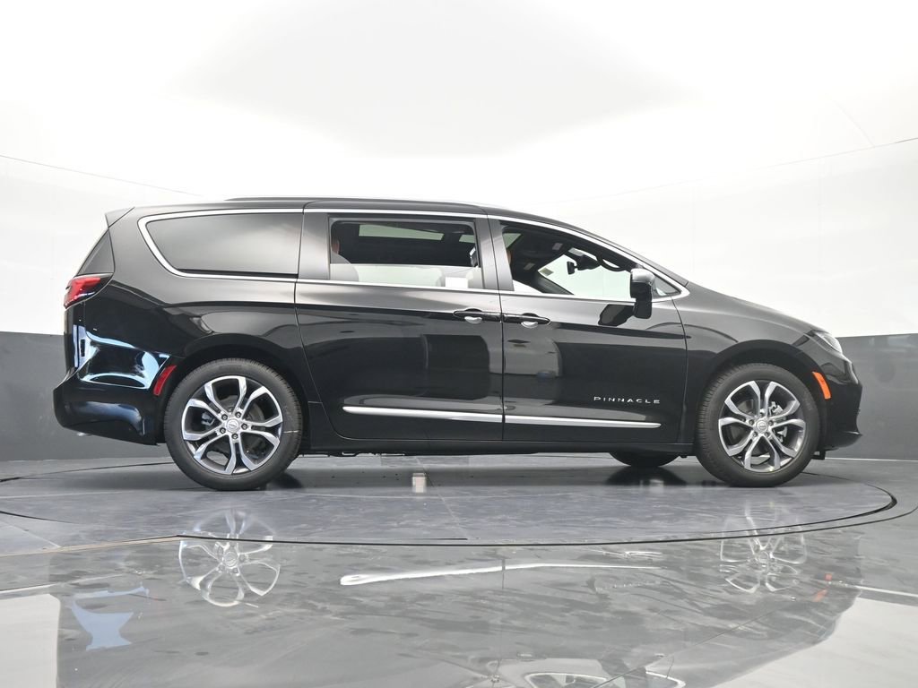 New 2026 Chrysler Pacifica Pinnacle image 68