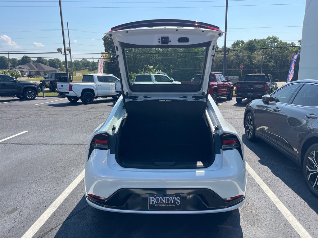 New 2026 Toyota Prius XLE image 13