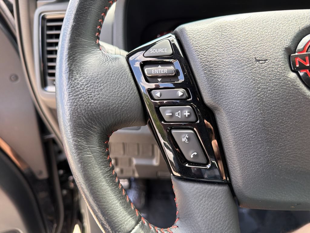 Used 2024 Nissan Frontier Pro-X RWD image 21