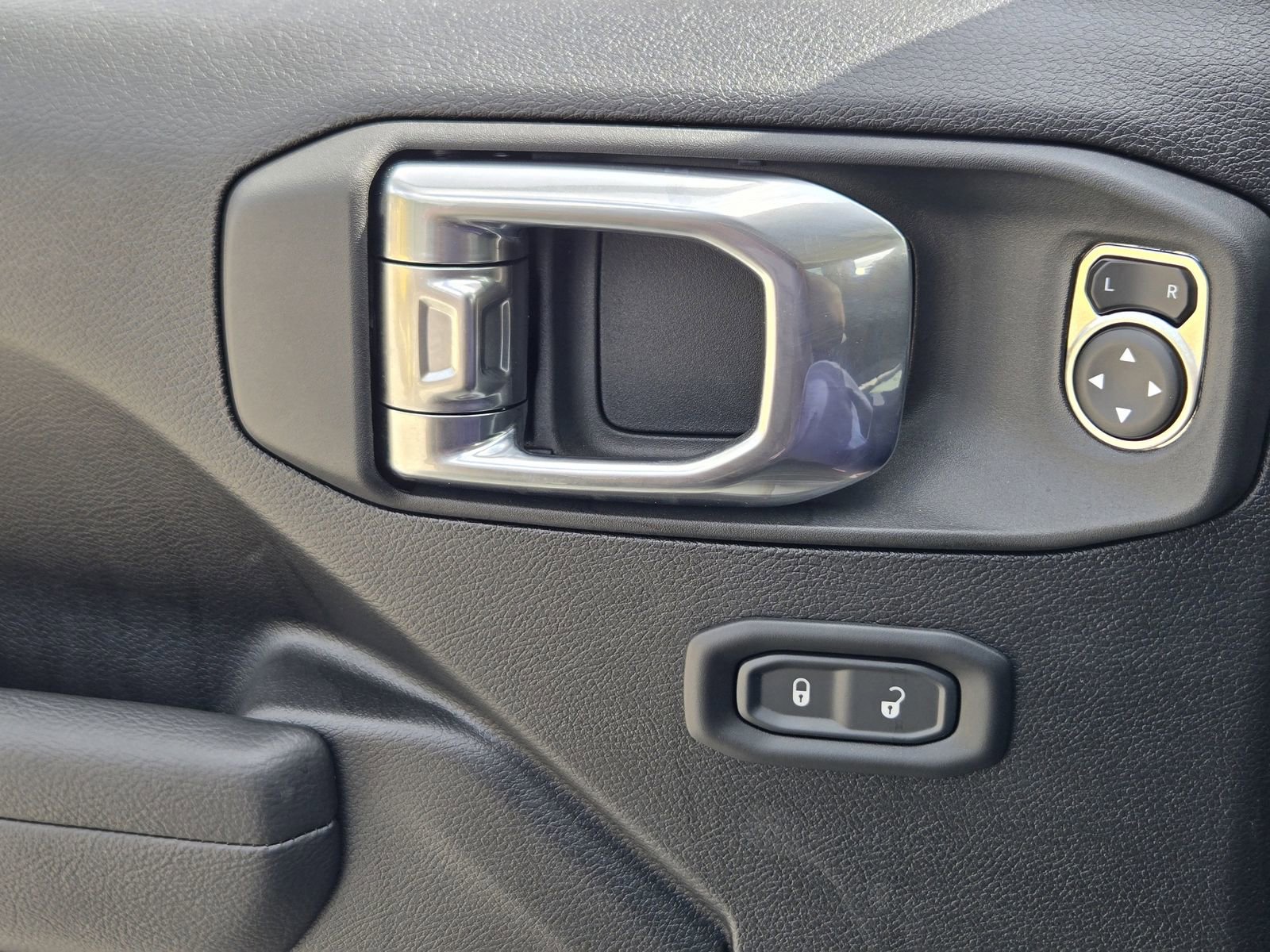 New 2025 Jeep Wrangler Sport image 23