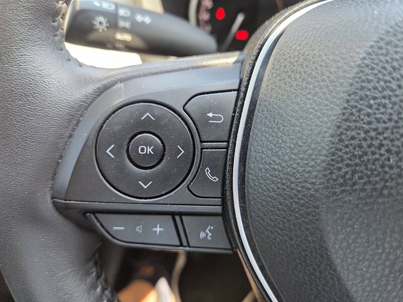 Used 2023 Toyota RAV4 XLE w/ Convenience Package AWD/4WD image 17