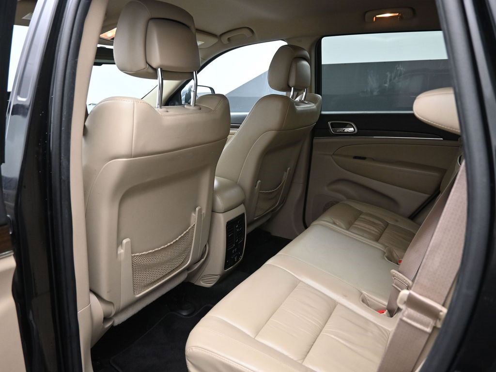 Used 2015 Jeep Grand Cherokee Limited image 25