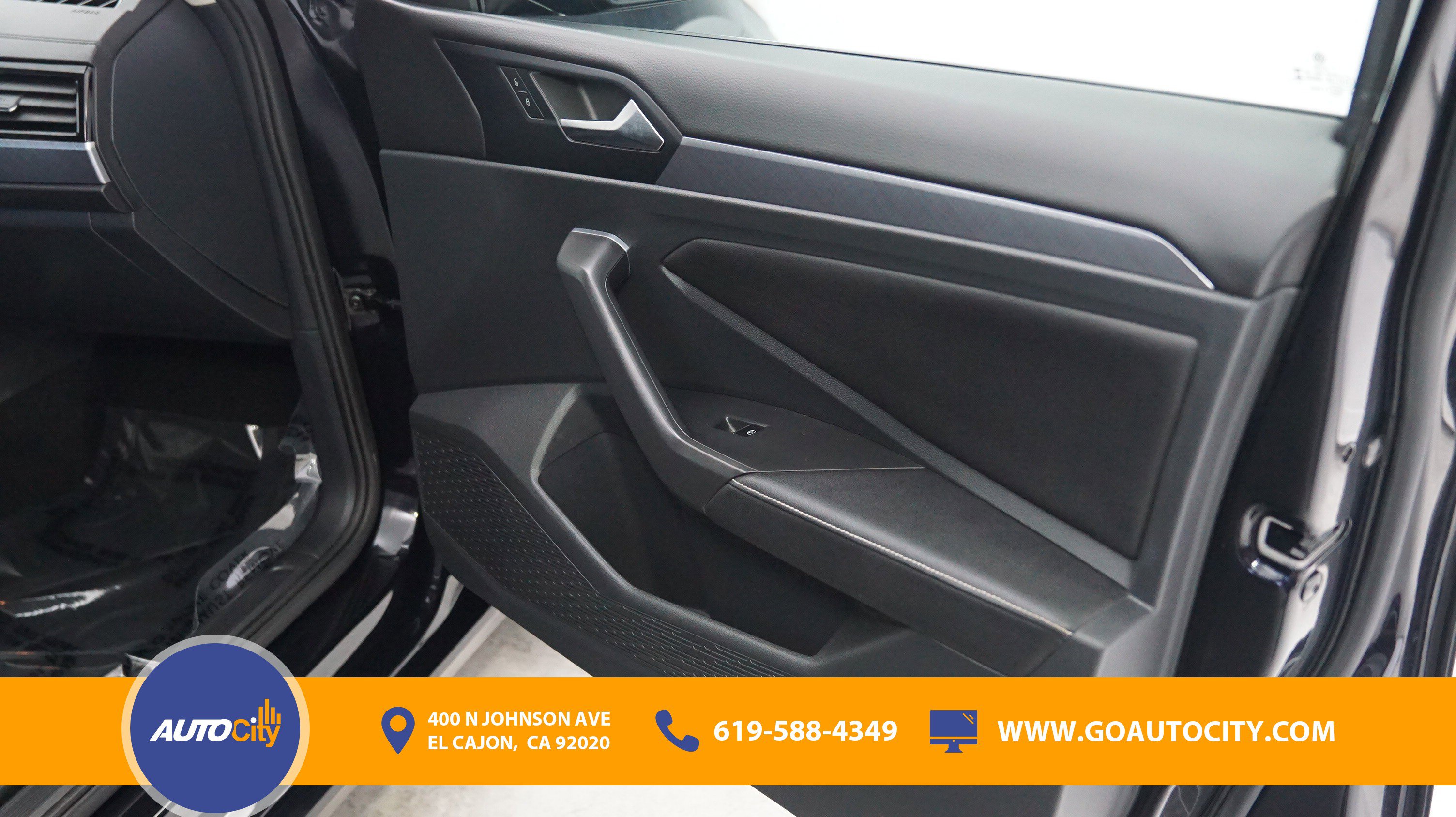 Used 2024 Volkswagen Jetta SE image 16