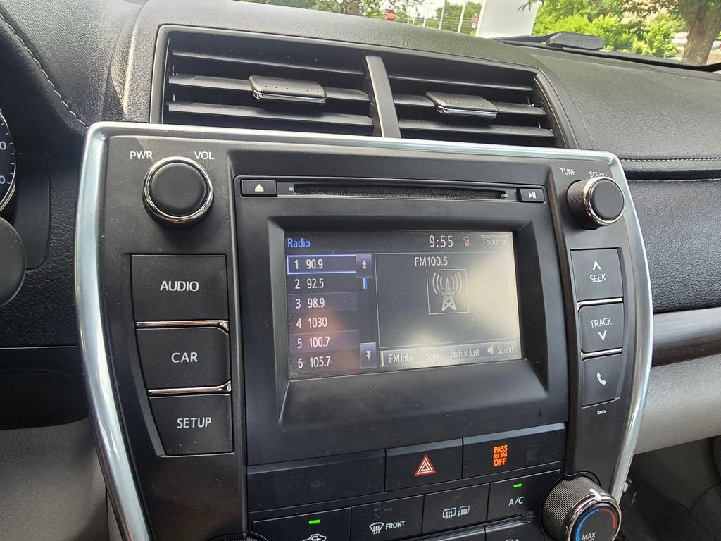Used 2016 Toyota Camry LE FWD image 22
