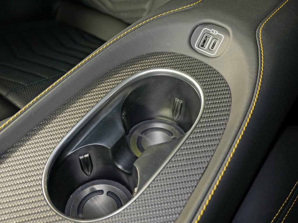 Used 2024 Maserati GranTurismo Trofeo AWD/4WD image 36