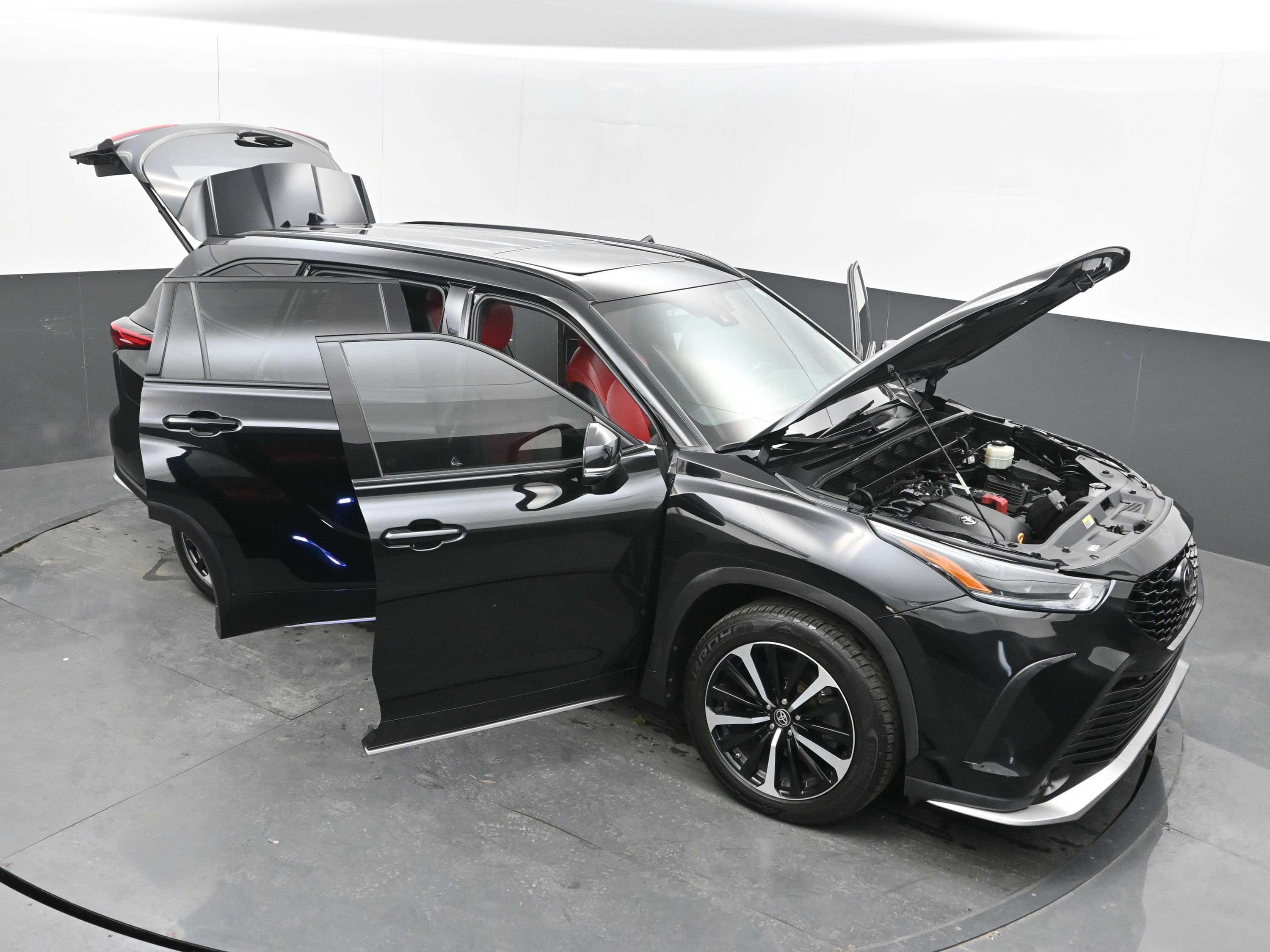 Used 2022 Toyota Highlander XSE image 41