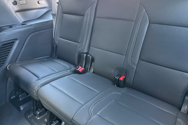 New 2026 GMC Yukon Elevation w/ Elevation Premium Package AWD/4WD image 18