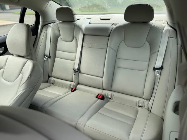 Used 2021 Volvo S60 T6 Inscription AWD/4WD image 32
