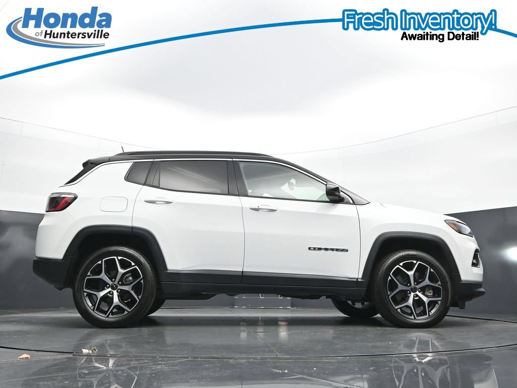 Used 2025 Jeep Compass Limited AWD/4WD image 35