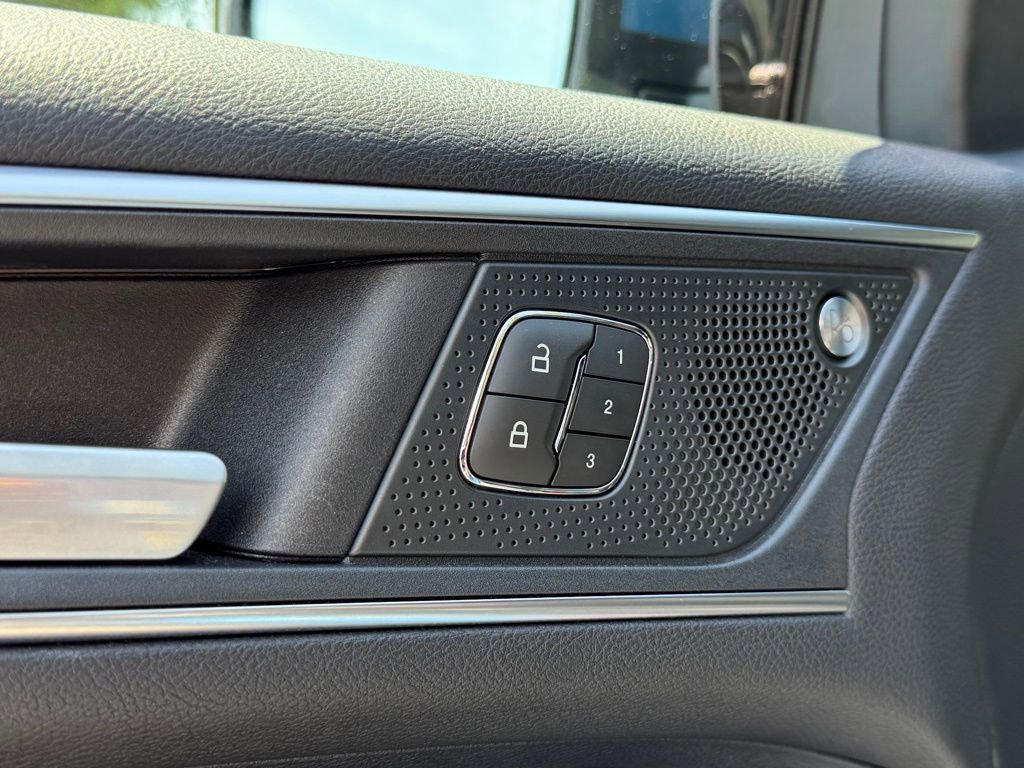 Used 2019 Ford Edge ST w/ Equipment Group 401A AWD/4WD image 14