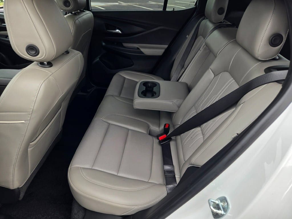 Used 2024 Buick Envista Avenir FWD image 16