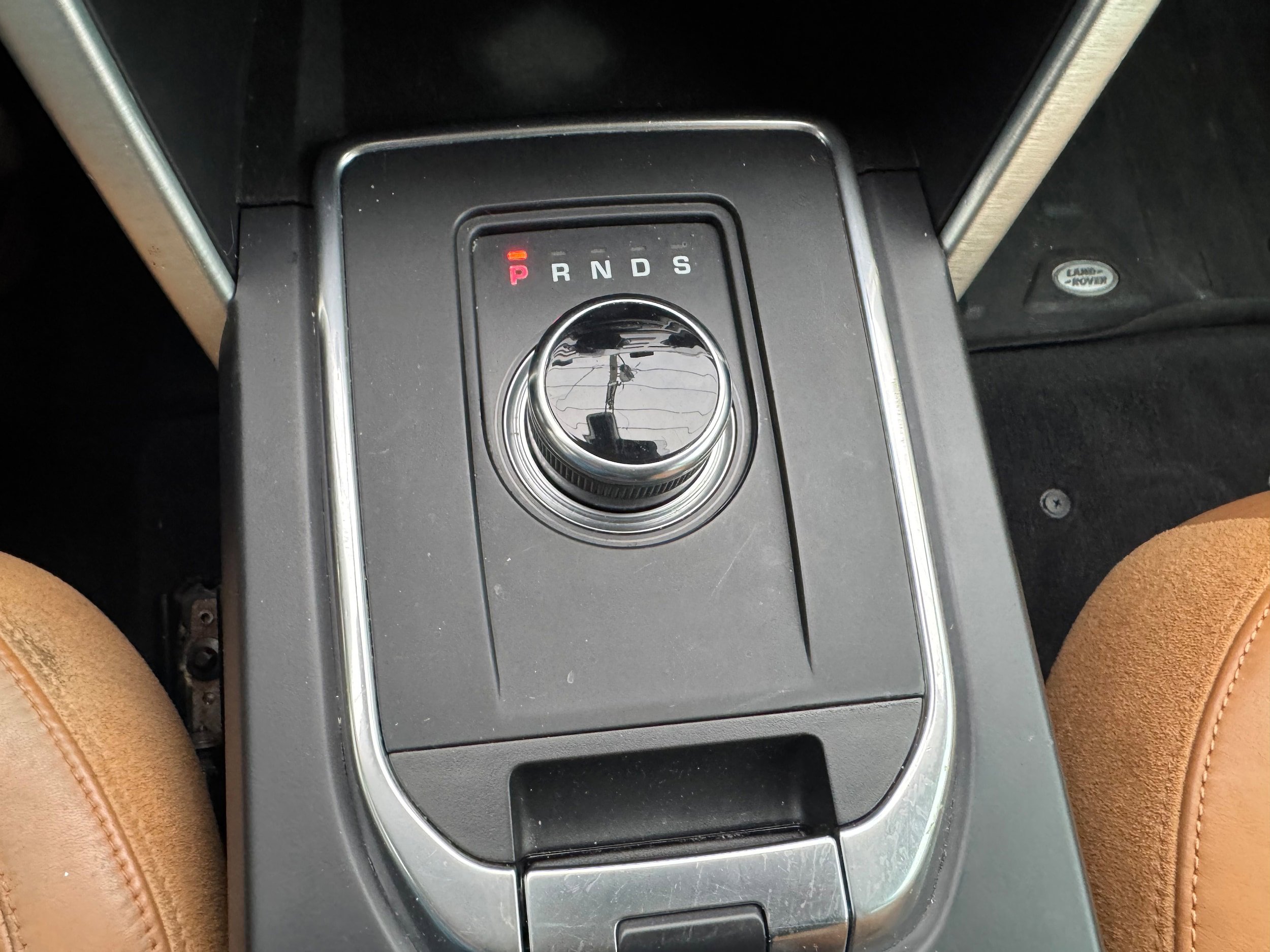 Used 2019 Land Rover Discovery Sport HSE Luxury image 21