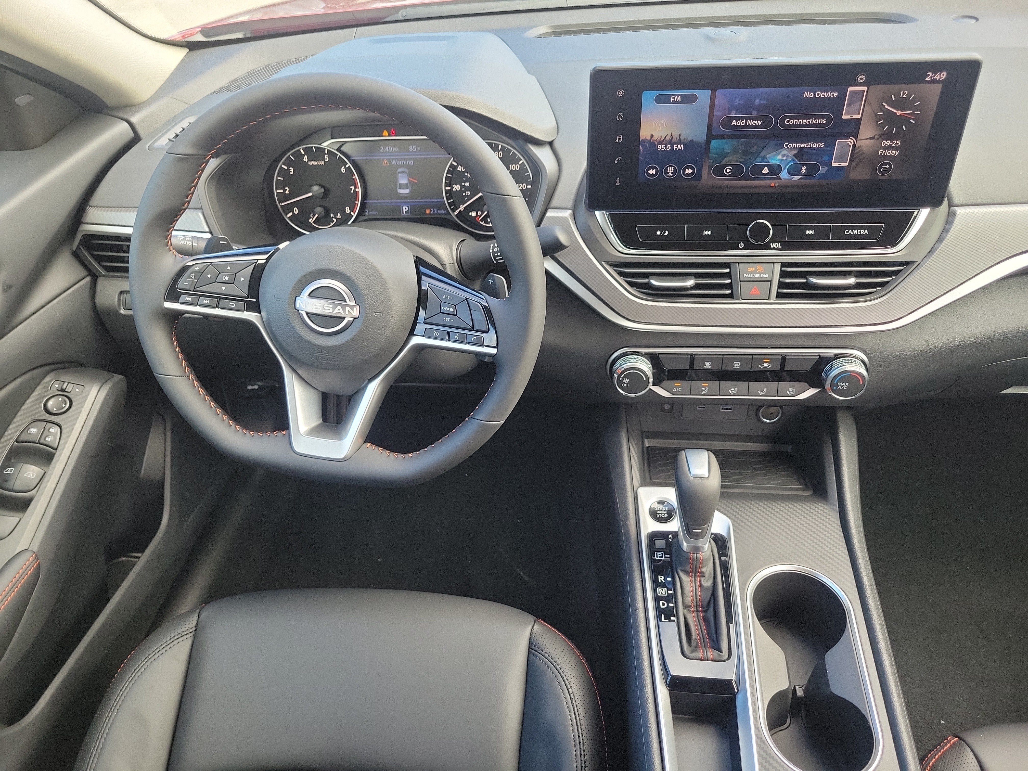 New 2026 Nissan Altima 2.5 SR FWD image 14