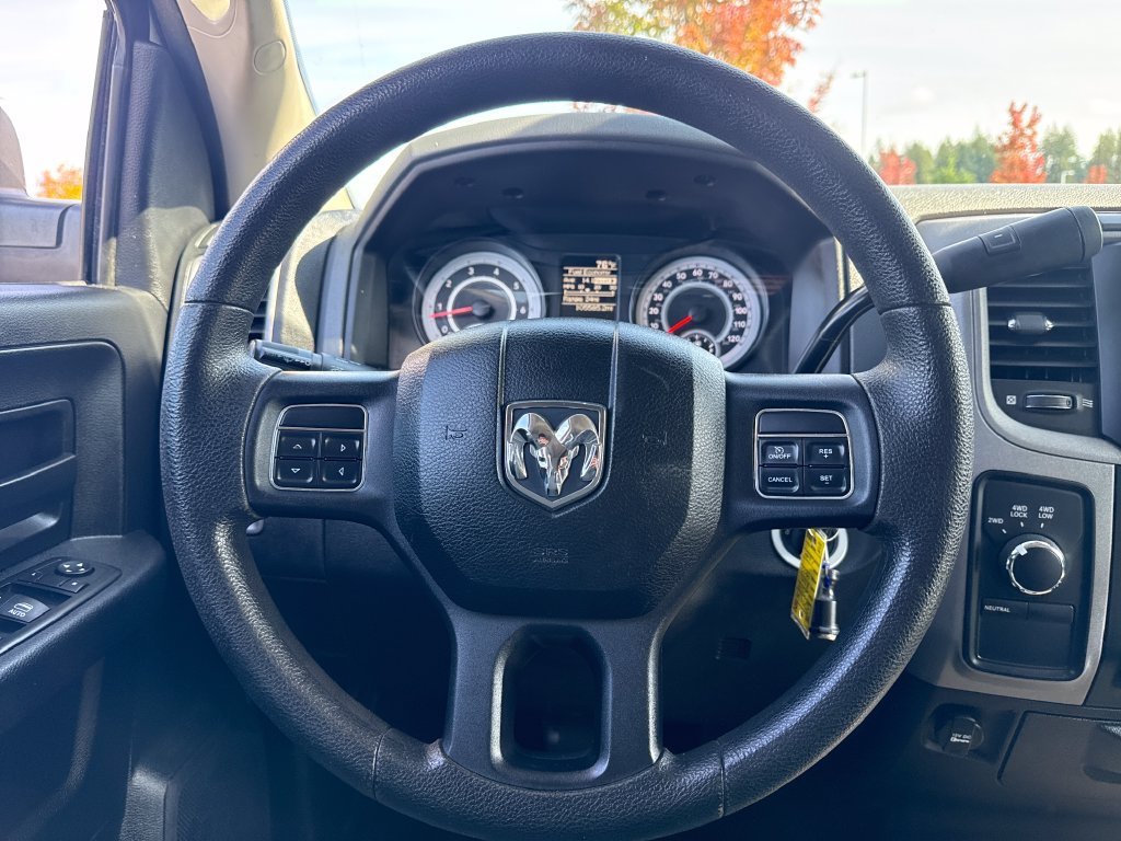 Used 2014 RAM 1500 ST w/ SXT Appearance Group AWD/4WD image 19