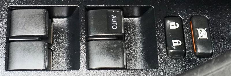 Used 2016 Toyota Corolla LE FWD image 23