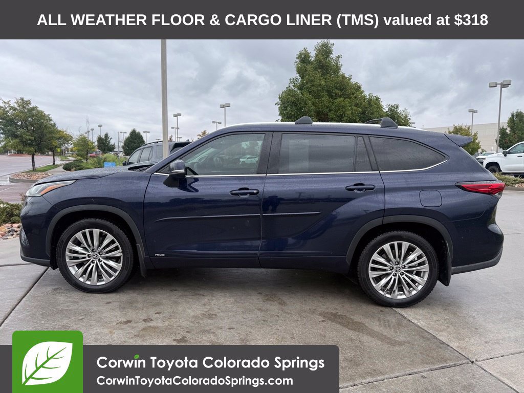 Used 2022 Toyota Highlander Platinum AWD/4WD image 4