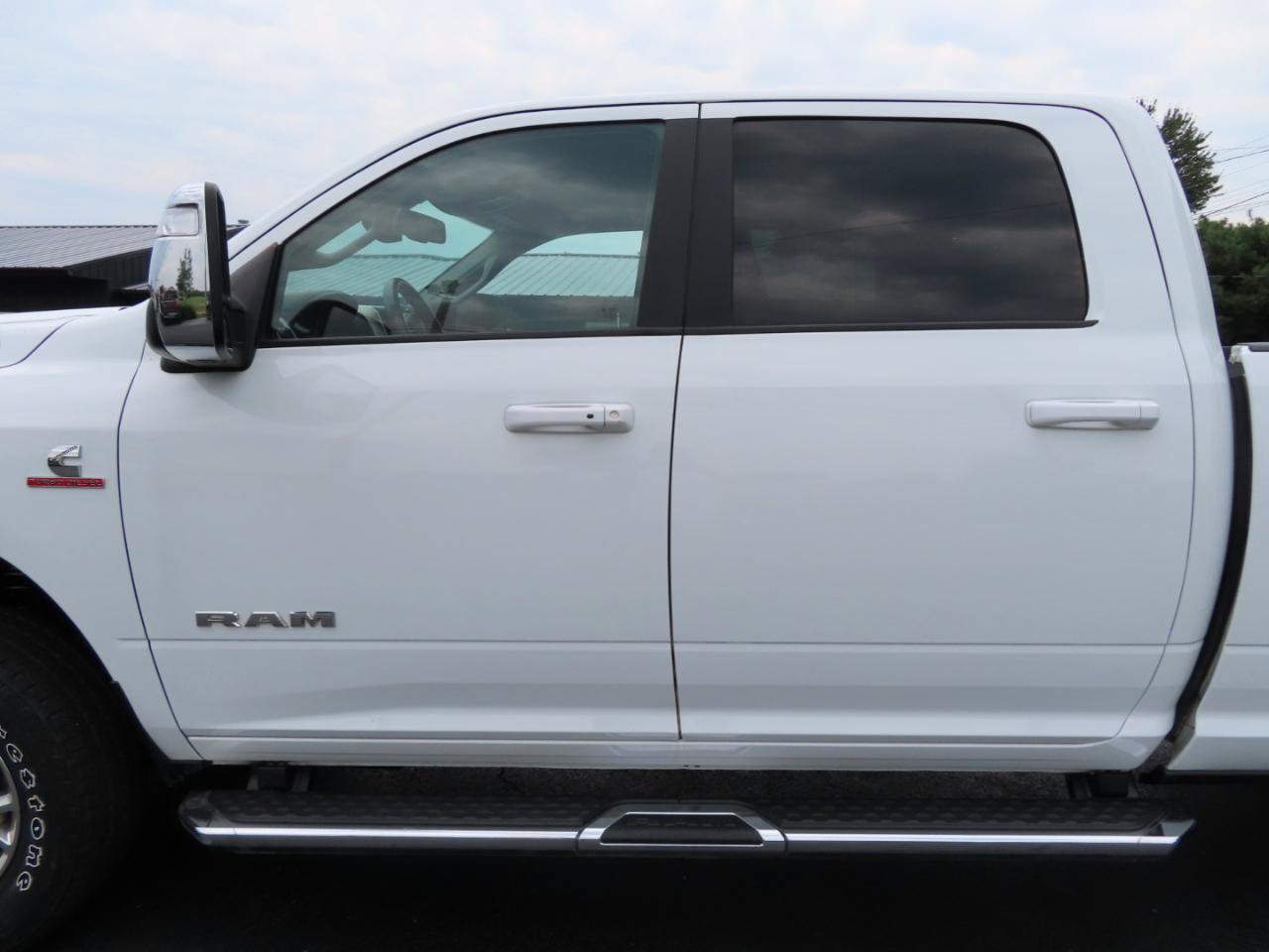 Used 2024 RAM 2500 Laramie AWD/4WD image 13