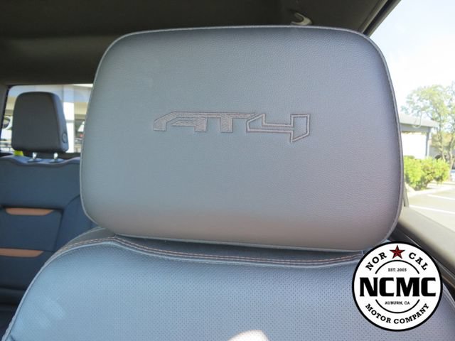 Used 2025 GMC Sierra 2500 AT4 AWD/4WD image 21