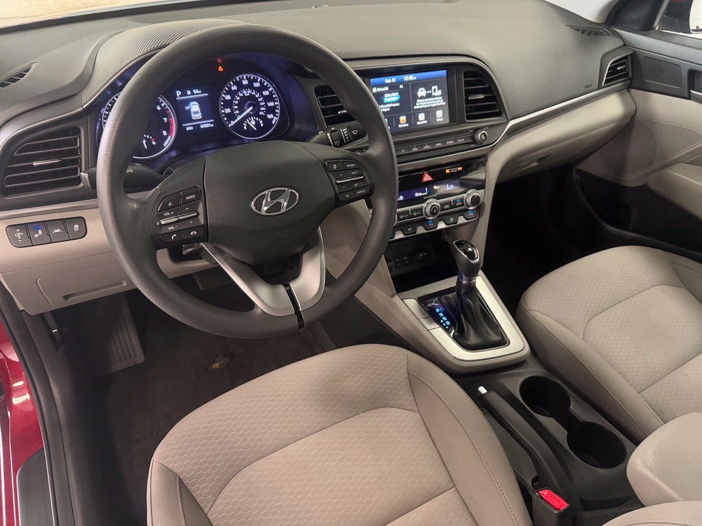 Used 2020 Hyundai Elantra SEL FWD image 11