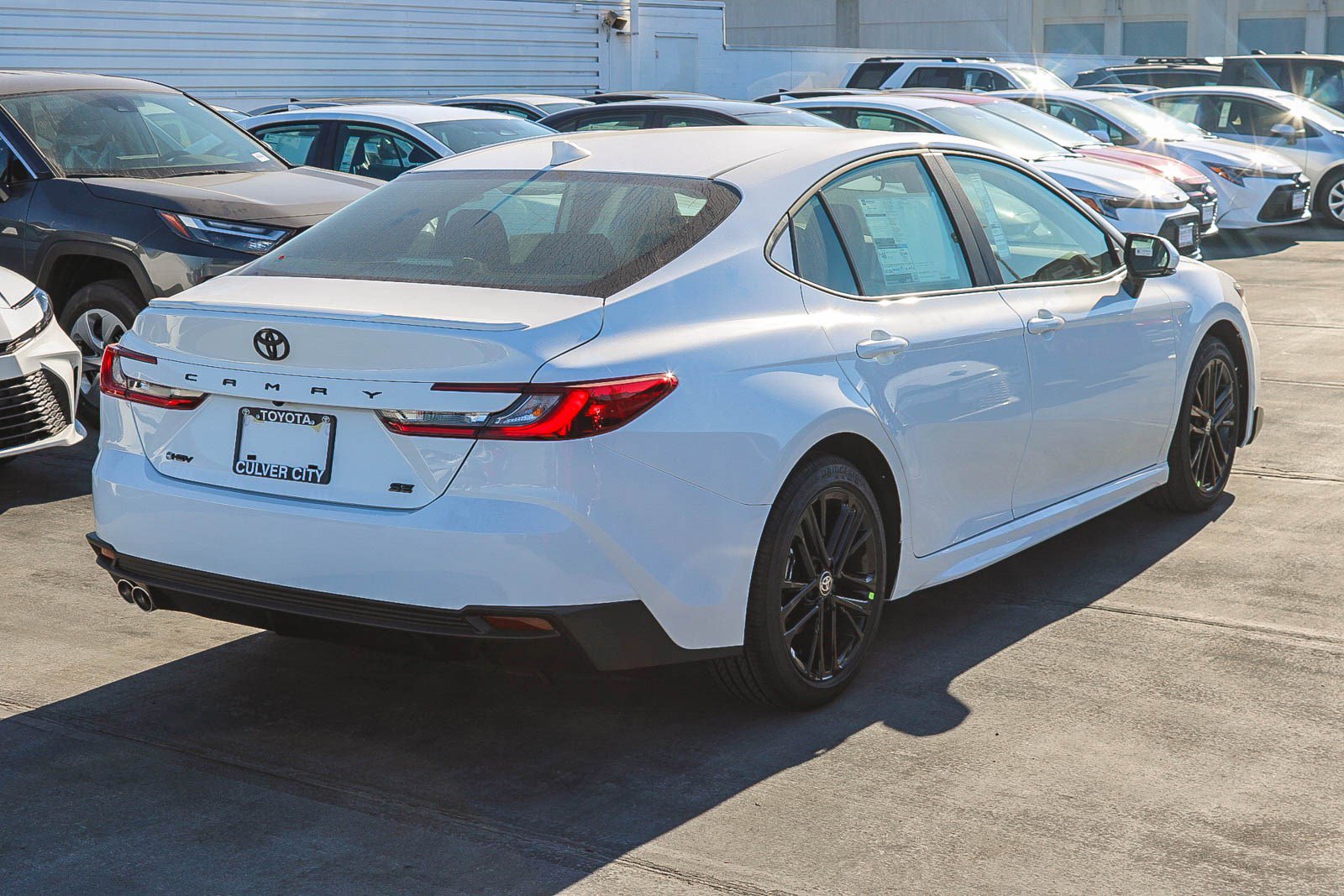 New 2026 Toyota Camry SE image 9