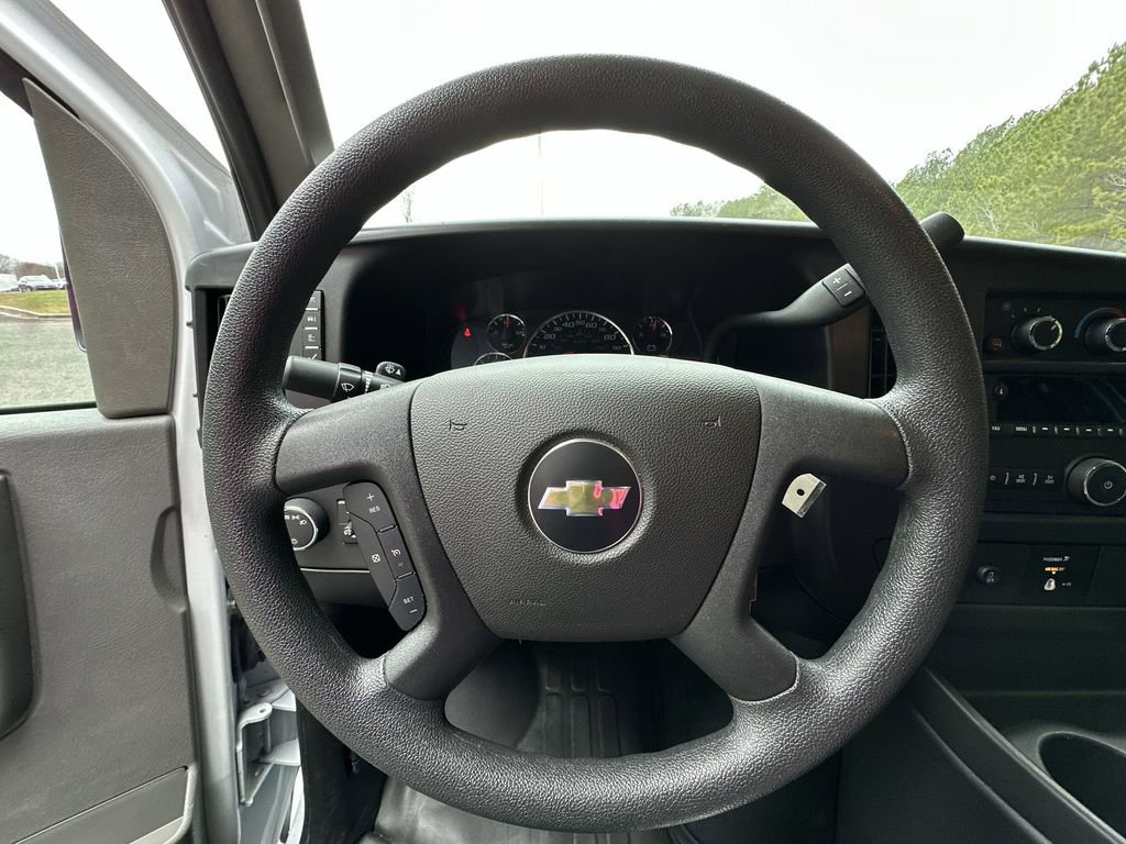 Used 2024 Chevrolet Express 2500 w/ Driver Convenience Package image 11