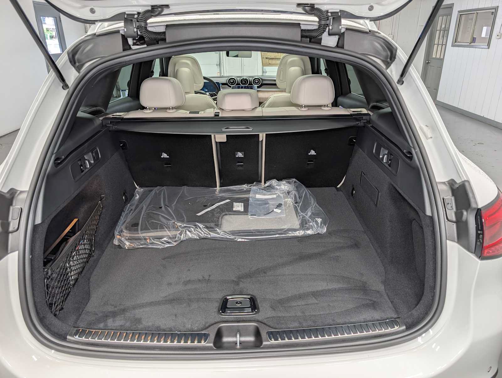 New 2026 Mercedes-Benz GLC 300 4MATIC image 7