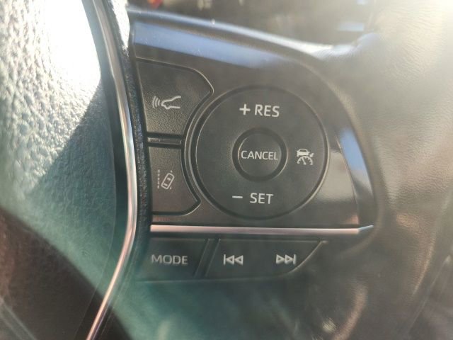 Used 2020 Toyota Camry XSE image 29