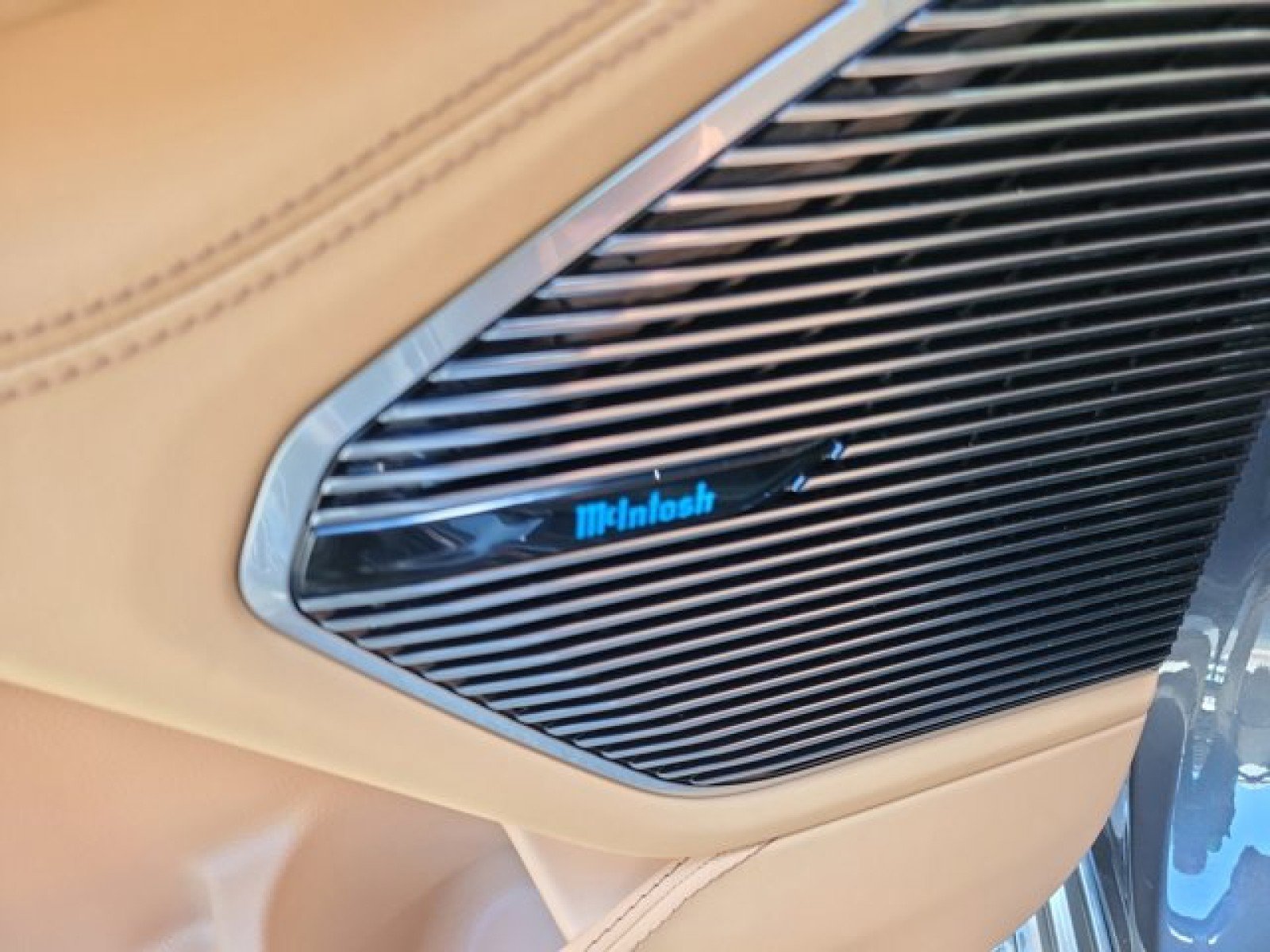 Used 2024 Jeep Grand Cherokee L Summit image 33