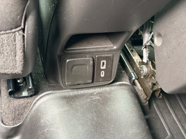 Used 2021 Chevrolet TrailBlazer LT w/ Convenience Package AWD/4WD image 24